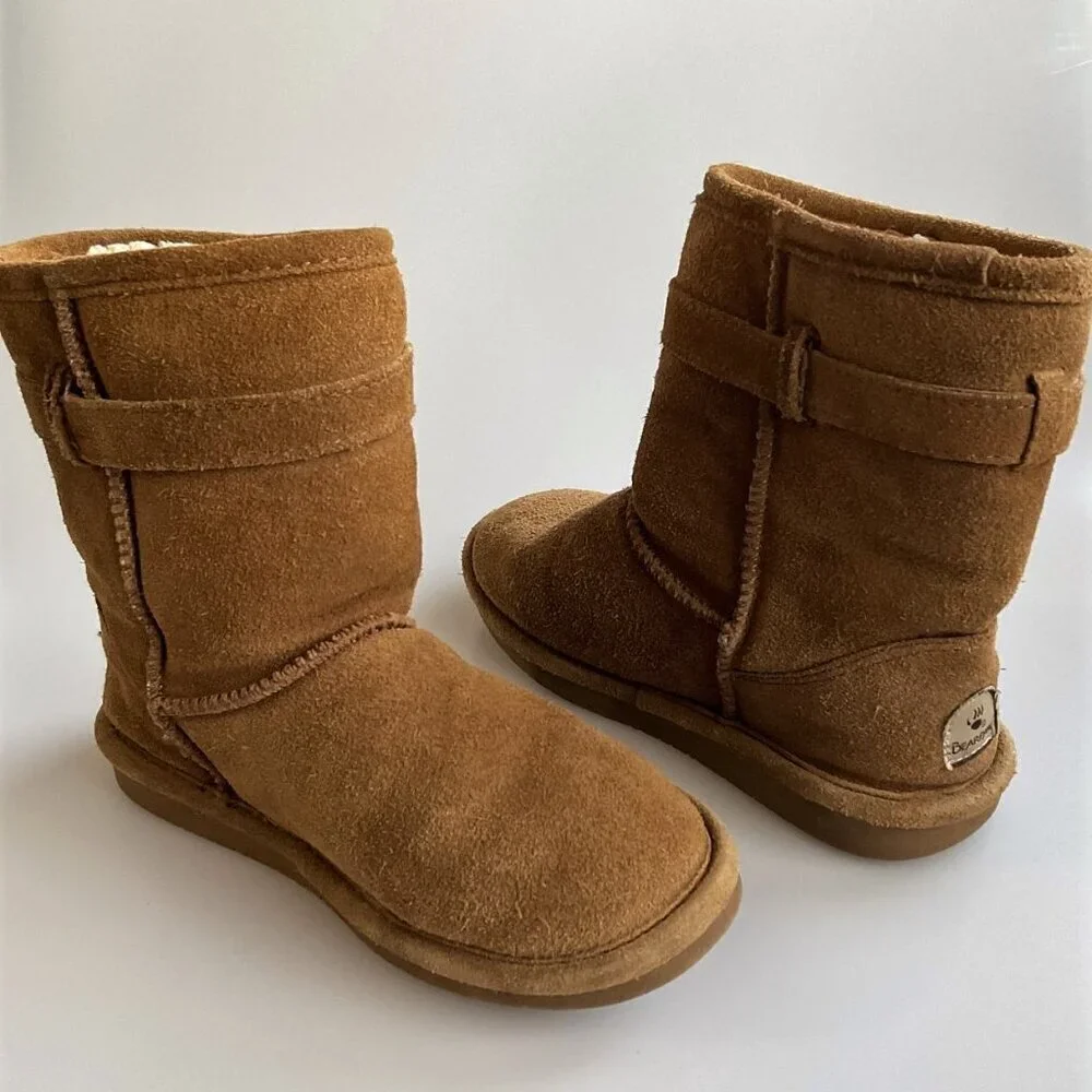 BEARPAW  BOOTS GIRLS SIZE 1 GUC